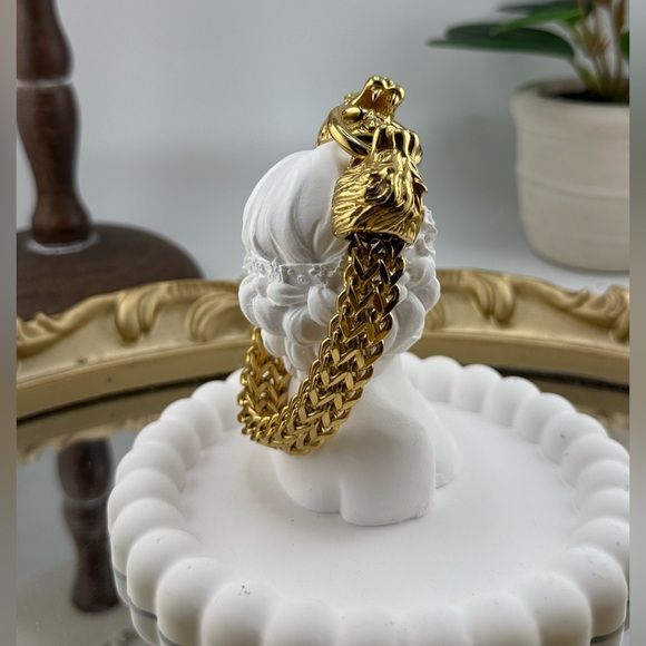 Stainless Steel Lion Head Gold  Bracelet-Unisex With the Gift Box - Picture 5 of 11